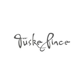 Tüske Pince